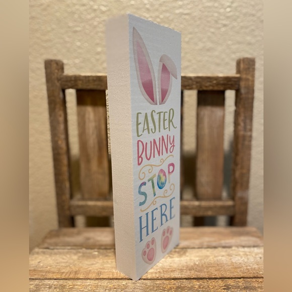 Easter Bunny Stops Here Sign, Easter Bunny Ears & Easter Bunny Feet, Easter Sign - Picture 9 of 9